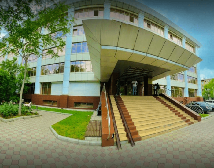 Royal-Metropolitan-Medical-University-1-1-psy8ns2pdj7p6hb1tomox2i6apcn9djej26damrgzk-min