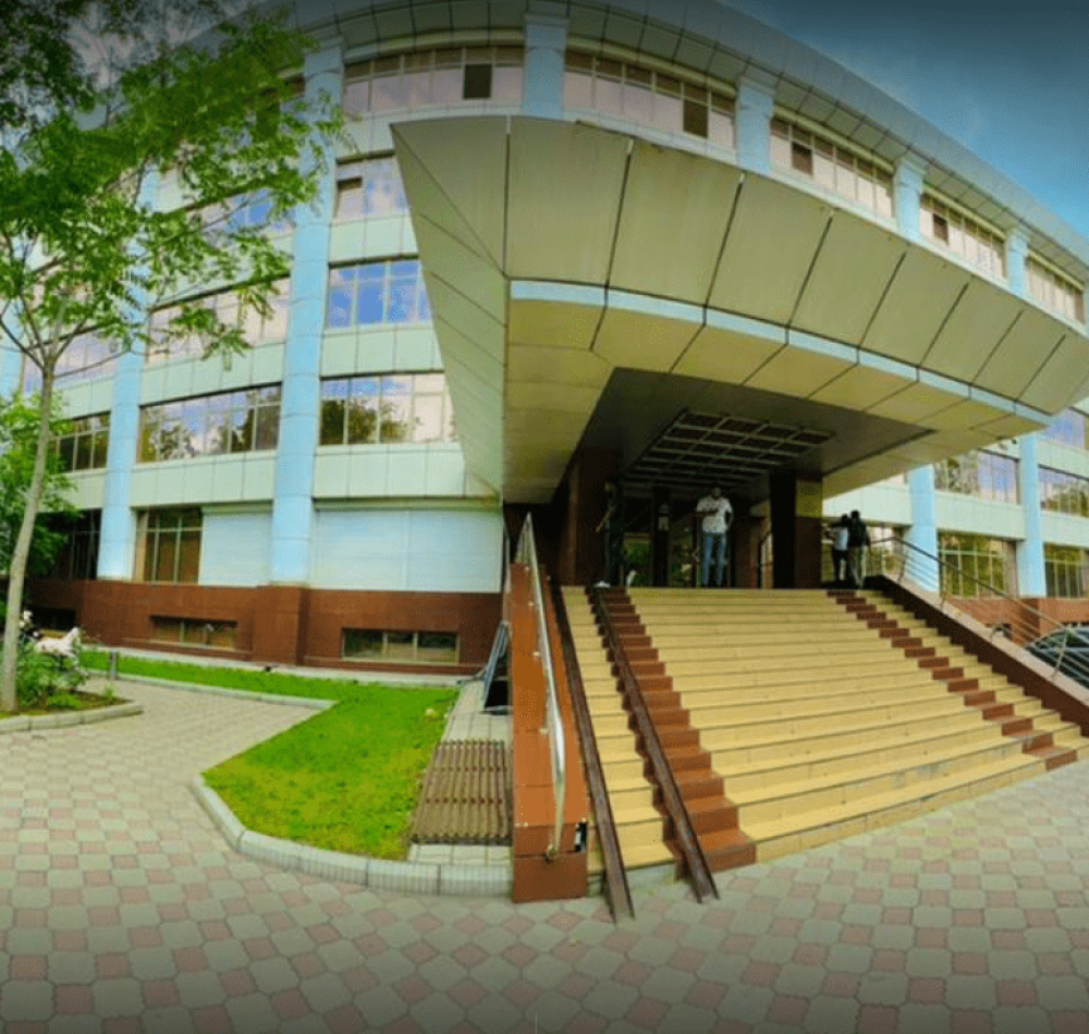 Royal-Metropolitan-Medical-University-1-1-psy8ns2pdj7p6hb1tomox2i6apcn9djej26damrgzk-min